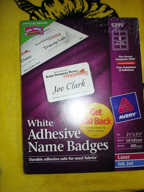 AVERY ADHESIVE NAME BADGES LABELS 5395