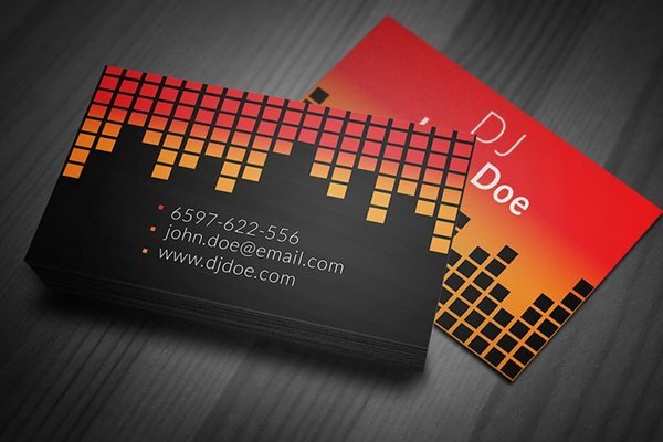 30 Amazing Free Business Card PSD Templates