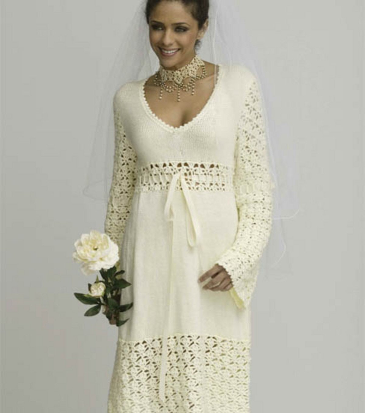 Crochet wedding dress patterns and wedding accessories to